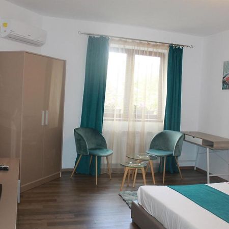 Studio Turquoise Victoria Bucureşti Eksteriør bilde